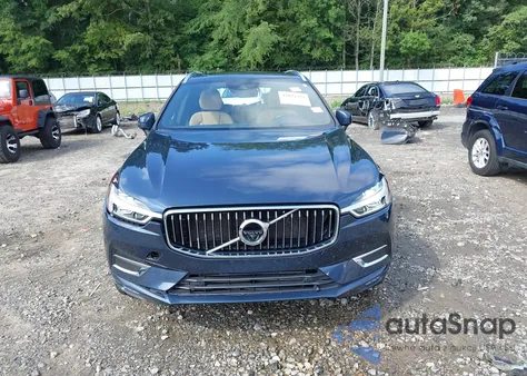 2018 Volvo Xc60 T5 Inscription z USA, uszkodzony, nr VIN YV4102RL3J1023911